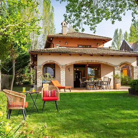 Tramonto By Interhome Villa Balatonszarszo